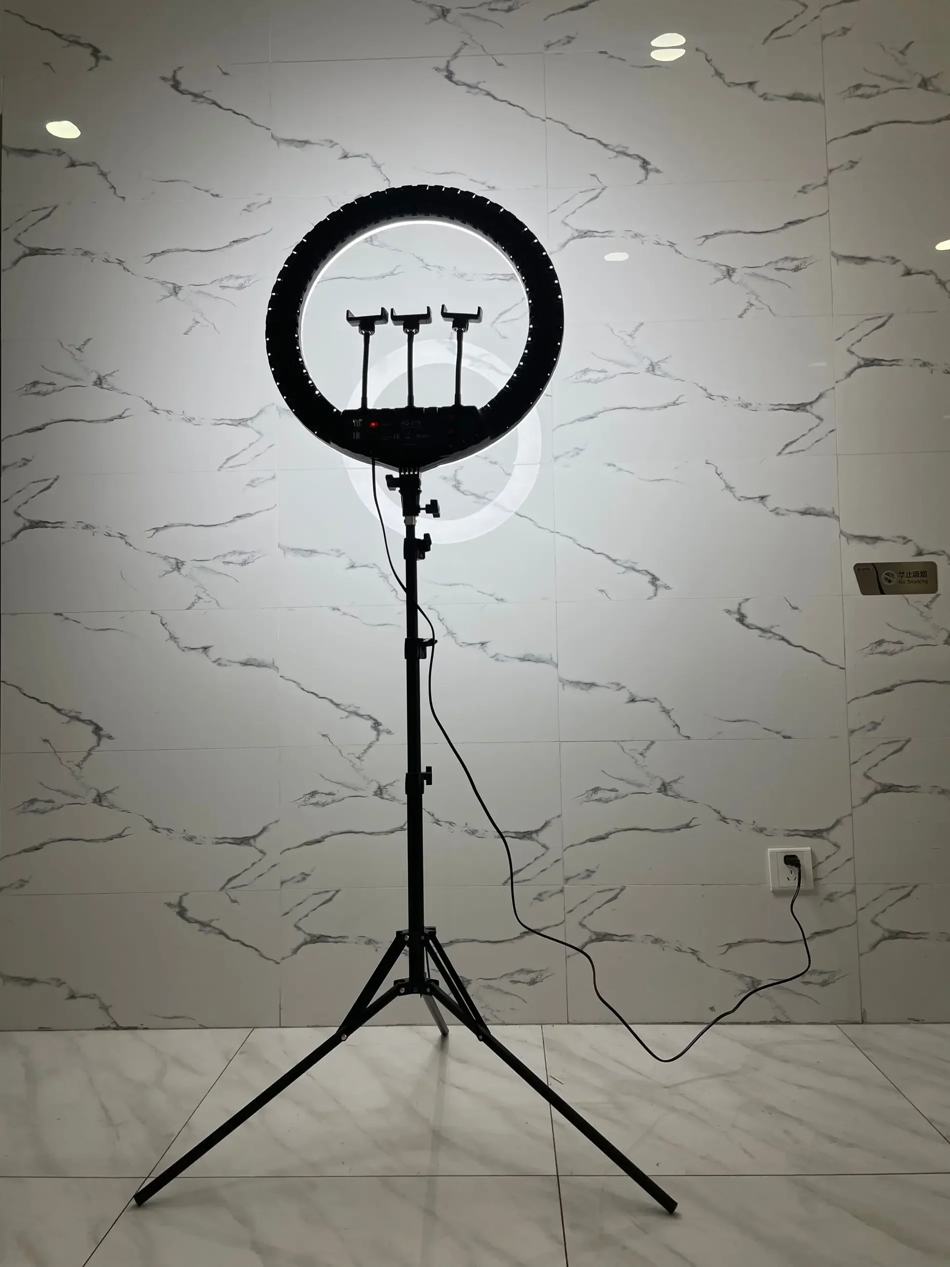 HQ-21n 21 Inch LED Ring Light  - đánh giá và giá Photography Lighting Ring